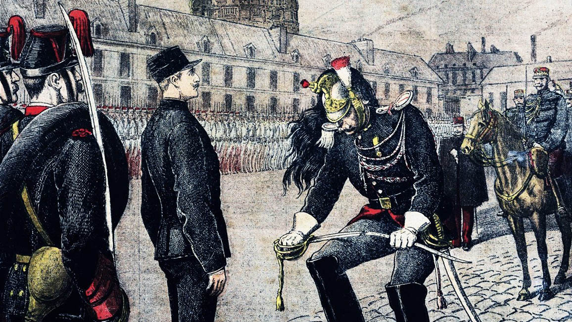 Le Scandale Dreyfus : Un Capitaine Injustement Condamné au Bagne