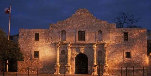 Massacre à Fort Alamo