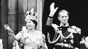 Elisabeth II devient Reine du Royaume-Uni et des autres royaumes du Commonwealth