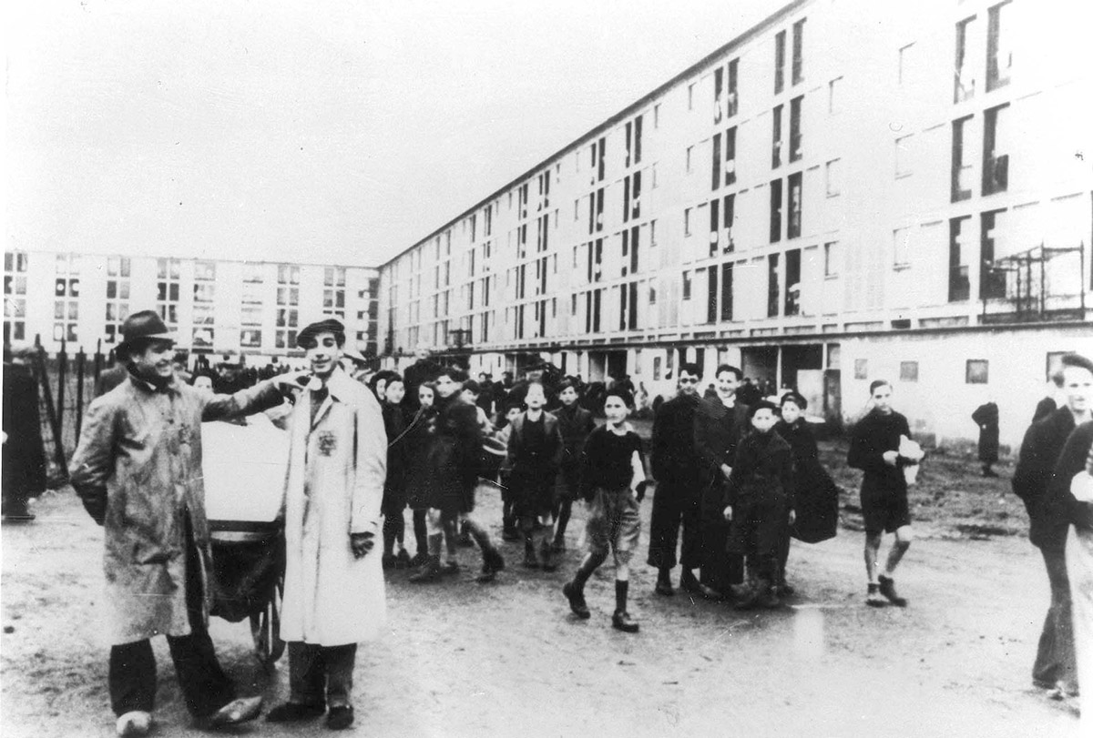 Le Premier Convoi de Juifs de France vers Auschwitz : Un Tournant Tragique de l'Histoire