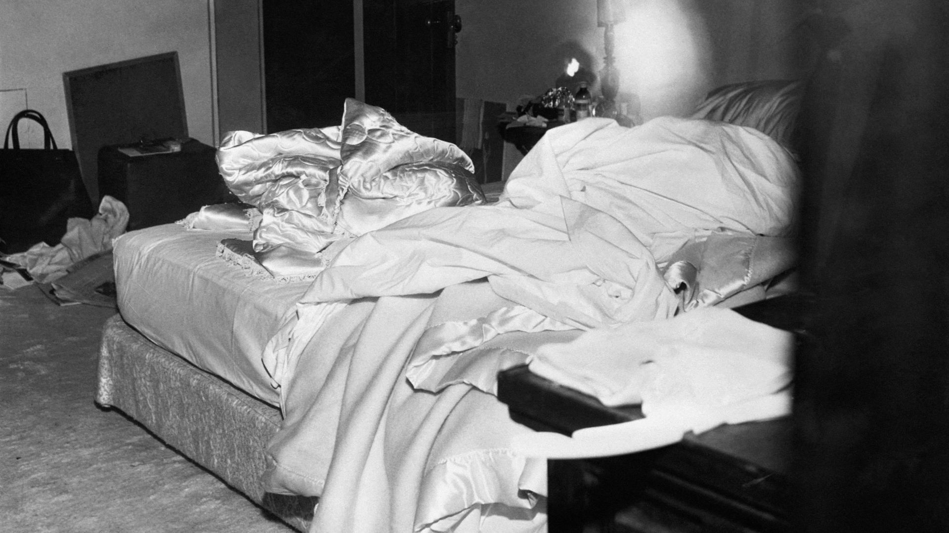 La Mort de Marilyn Monroe : Mystères et Enjeux